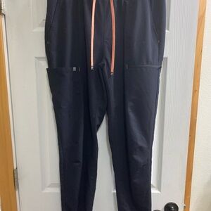 Women’s Fabletics Jogger Scrubs XLT